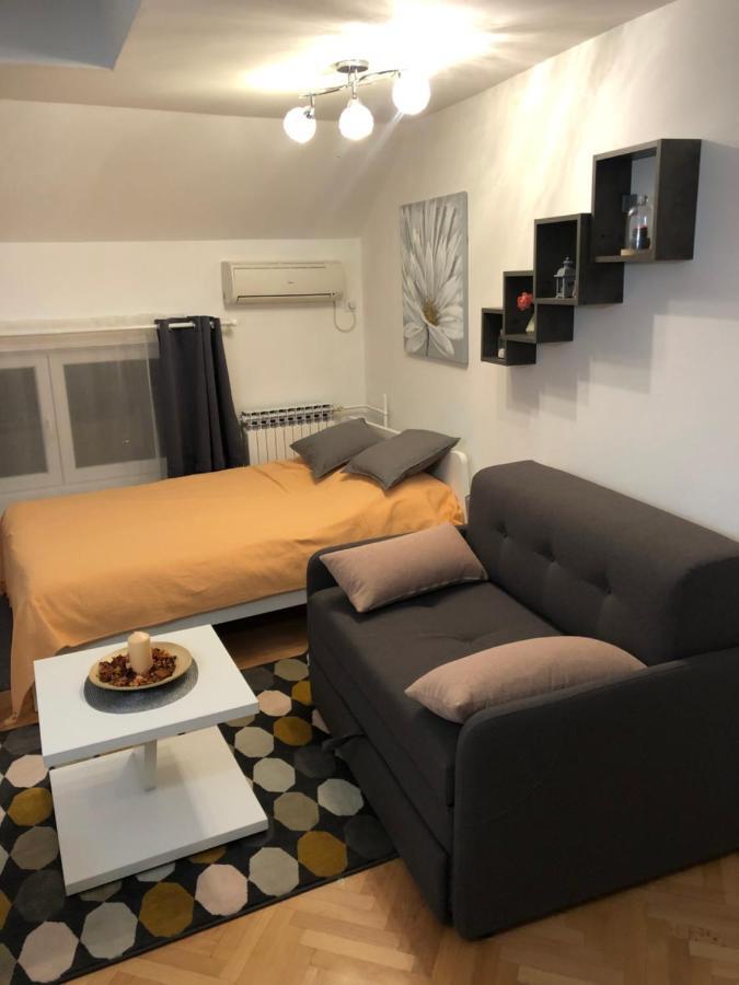 Apartman Ana Apartment Dusanovac Ngoại thất bức ảnh